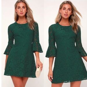 Lulu’s dark green dress